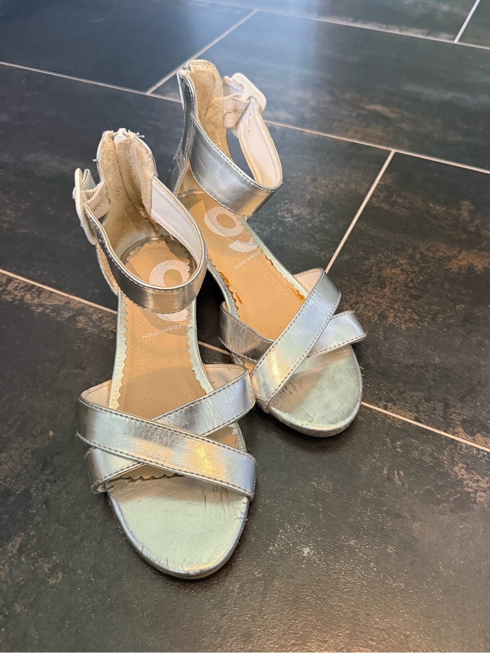Nine West Silver Strappy Wedges, Women’s Size 6
